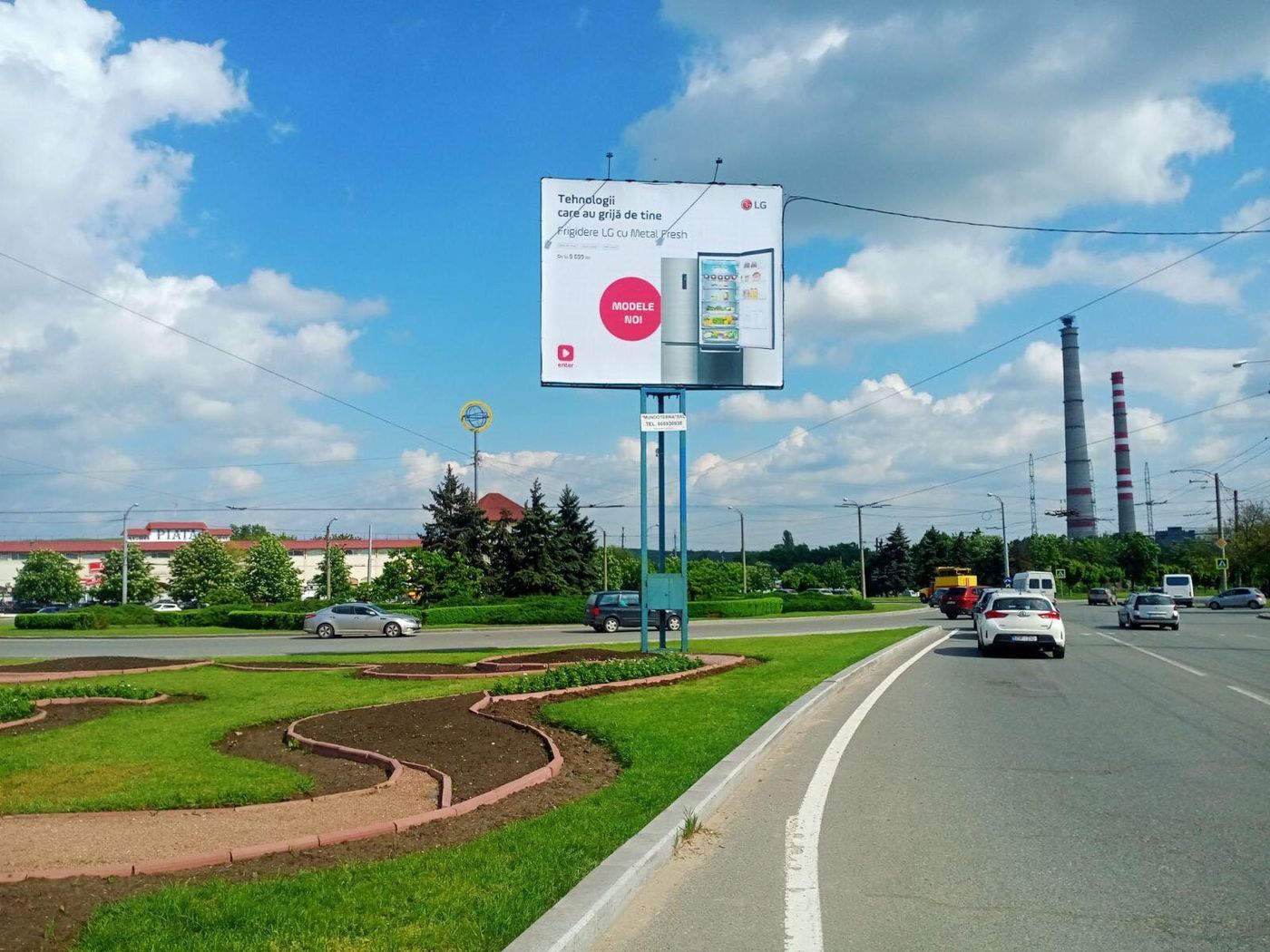 LED publicitar, Chisinau/STR.A.RUSSO/ BD.MIRCEA CEL BATRAN