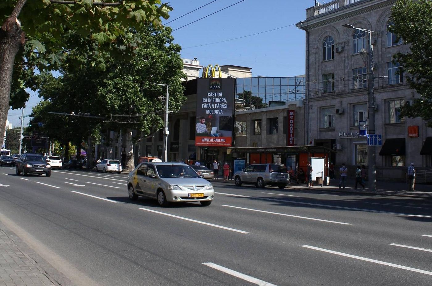 LED publicitar, Chisinau/BD.STEFAN CEL MARE, McDonald's